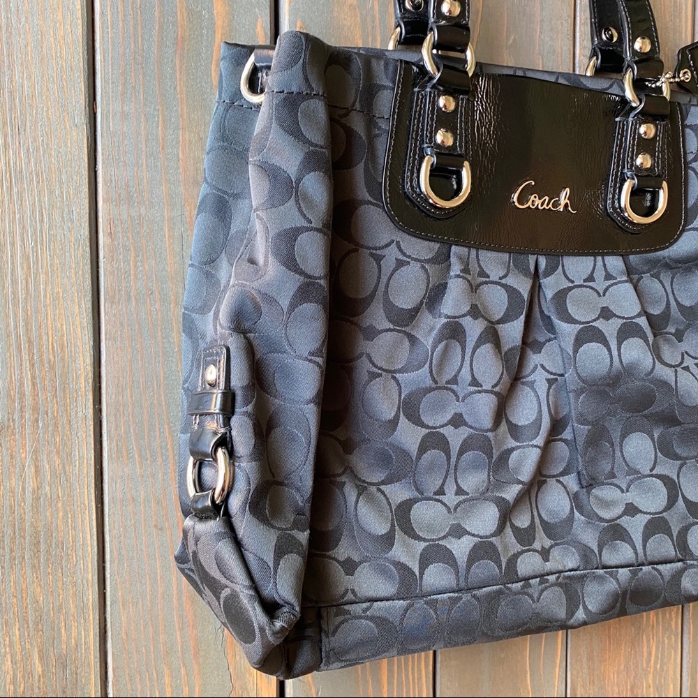 Black Coach Monogram Purse Bag - Picture 3 of 8